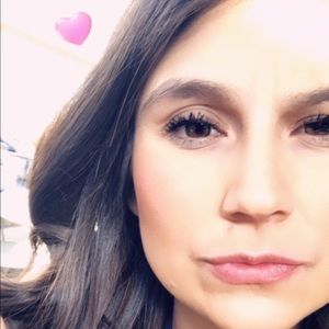 Meet your Posher, Adriana